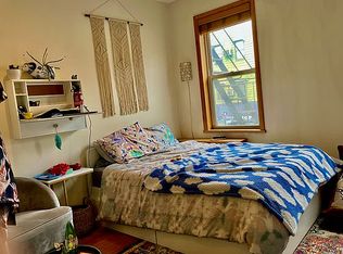 194 Nassau Ave APT 2R, Brooklyn, NY 11222