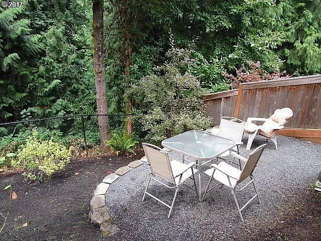 SW Ledgestone Dr — Photo 18