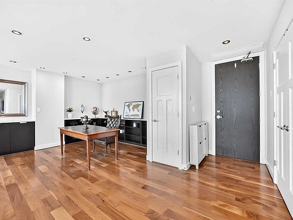 4th image of 99 W Spruce Pl SW #3002