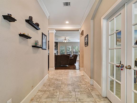 5th image of 25703 Penguin St