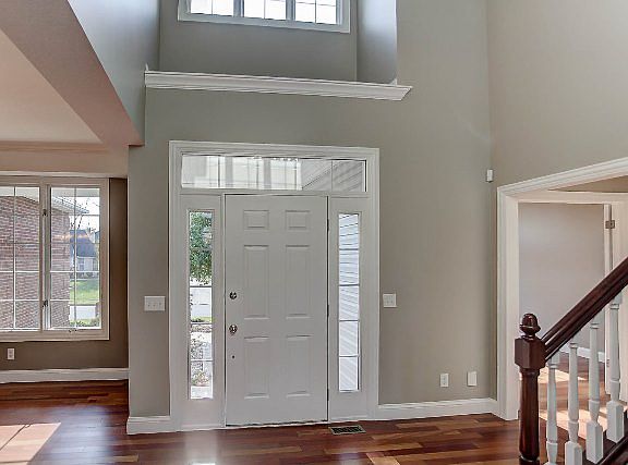 3rd image of 1726 Pinehurst Dr