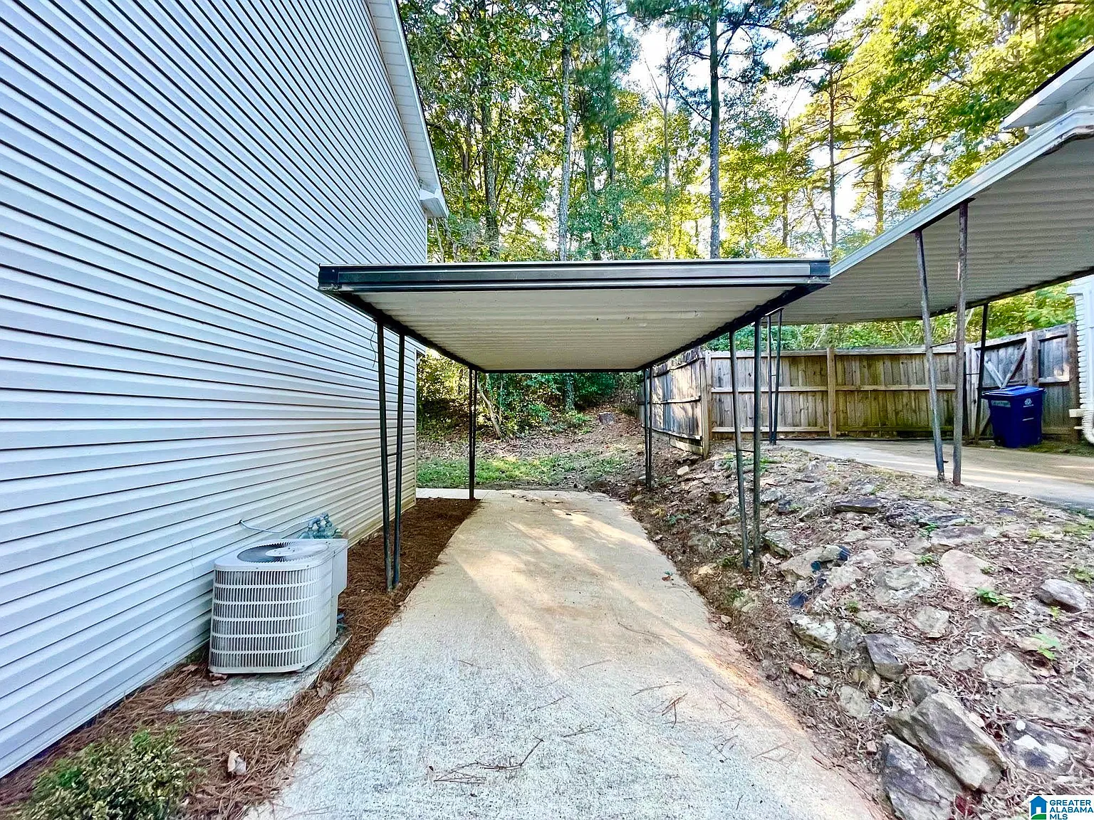 3 bed, 2.0 bath, $1,650 — Photo 4