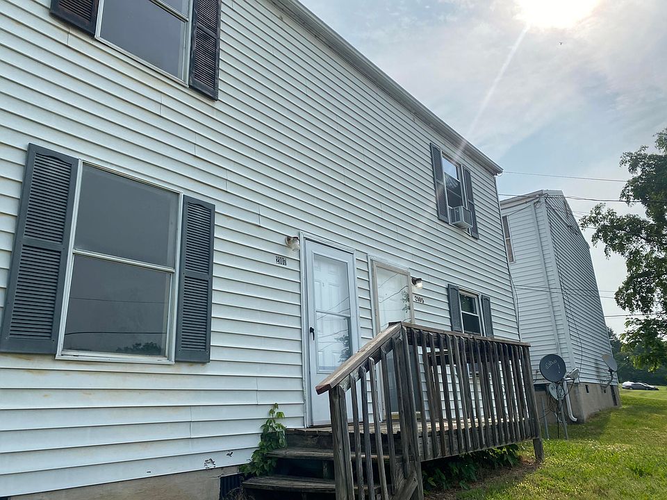 1st image of 2105 Staunton Ave NW