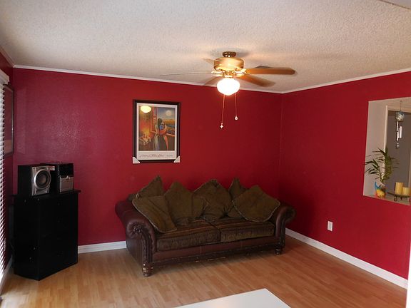 4th image of 2810 Oak Creek Dr Unit A