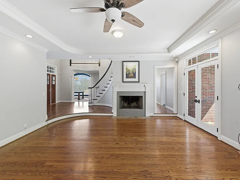 710 Ashley Run — Photo 8