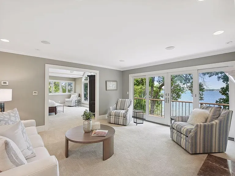 3229 Casco Cir — Photo 13