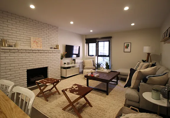 Rented by Bold New York | media 3