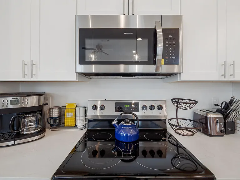 2105 Erato St — Photo 6