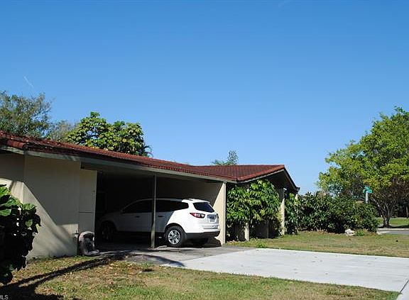 2nd image of 1640 Lake Ave
