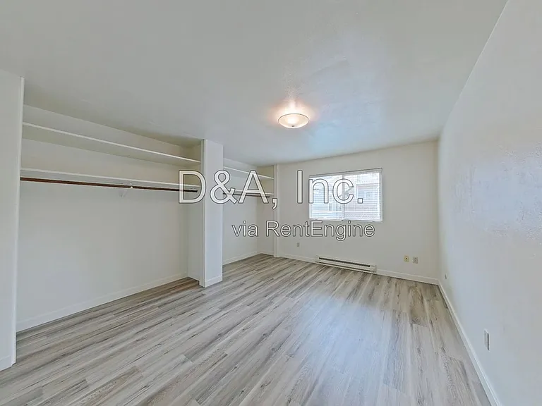 1110 NW Fillmore Ave — Photo 6