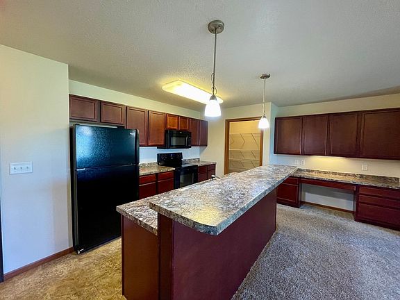 2nd image of 3202 Broadway N APT 205