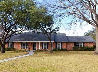 12427 Veronica Cir, Farmers Branch, TX 75234
