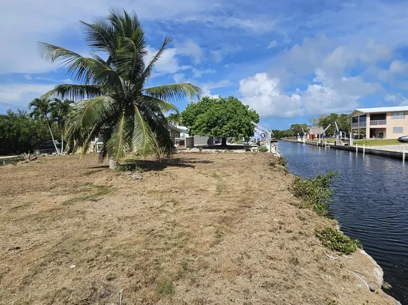30860 Malaga Ln, Big Pine Key, FL 33043