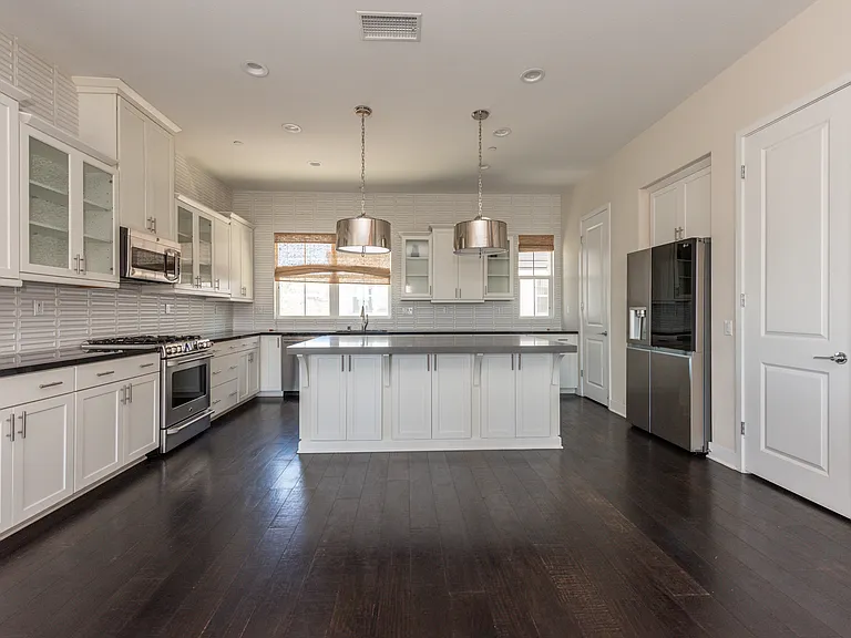 15862 Ellington Way — Photo 8