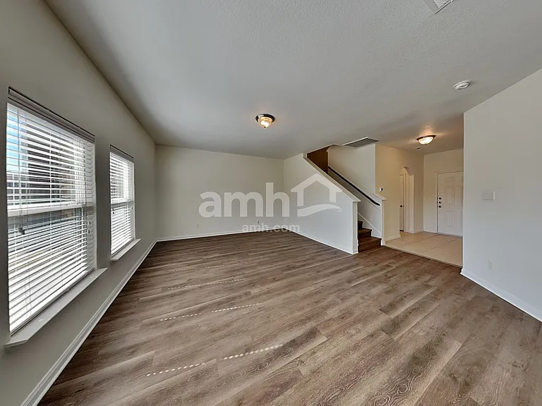 1623 Park Trails Blvd — Photo 7
