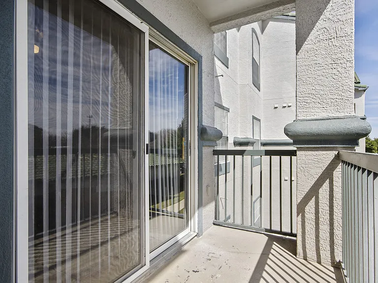 Siena Apartments — Photo 22