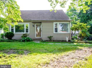 14 Crest Ave, Lancaster, PA 17602