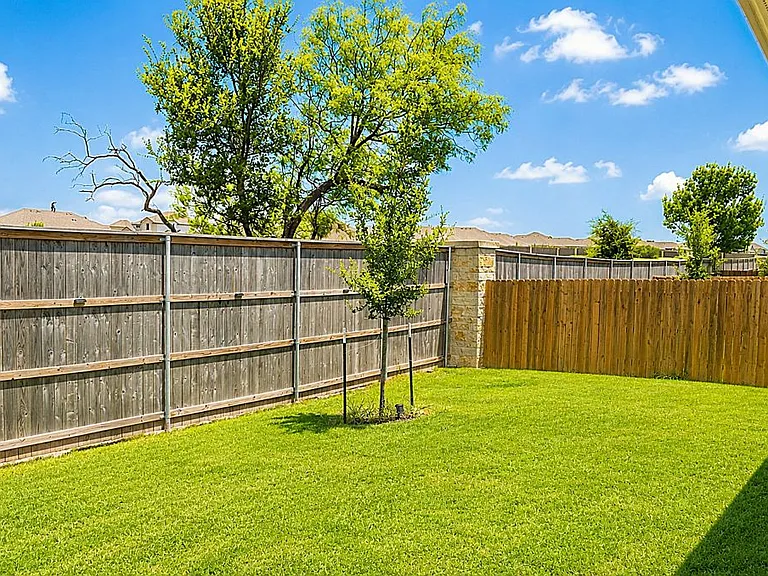 4431 Allison Dr — Photo 37