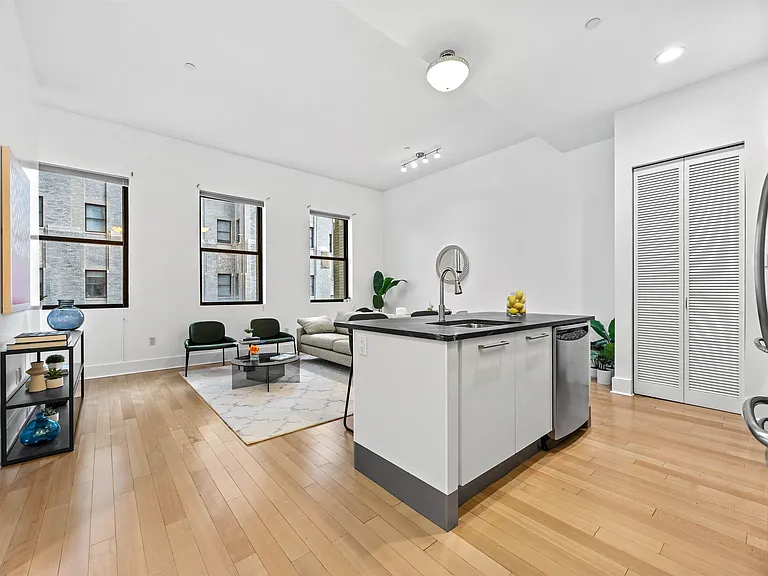 4 Beacon Way #211R — Photo 4
