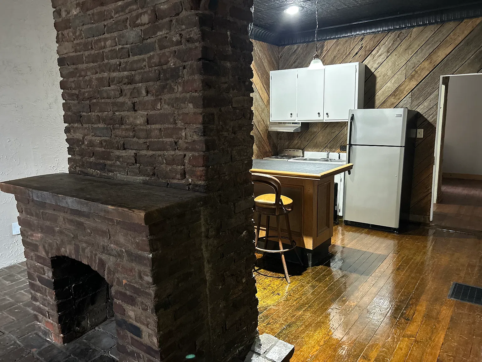 1 bed, 600 sqft, $975 — Photo 1