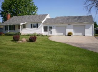 2254 E Market St, Nappanee, IN 46550