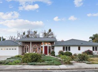 902 Orchard St, Exeter, CA 93221