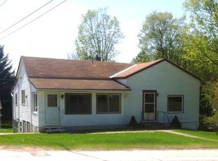 10 Pleasant St, Pittsford, VT 05763