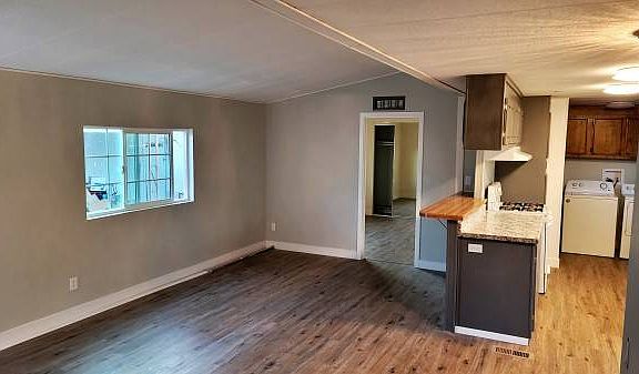 4th image of 9041 El Dorado Pkwy Space 44