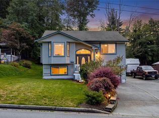 809 Willowcrest Rd, Campbell River, BC V9W5L1