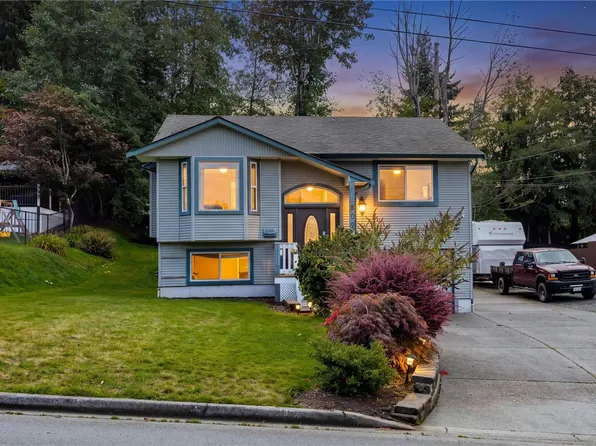 809 Willowcrest Rd, Campbell River, BC V9W 5L1