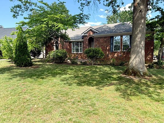3rd image of 4825 Morgan Dr