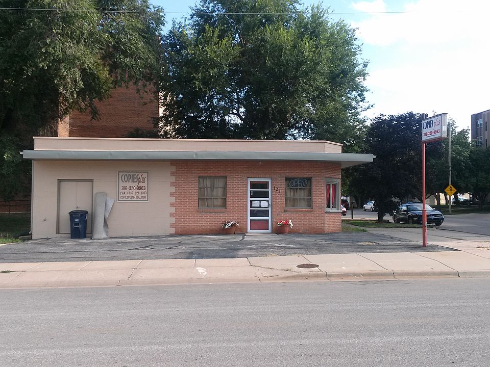 1st image of 131 W 2nd Ave