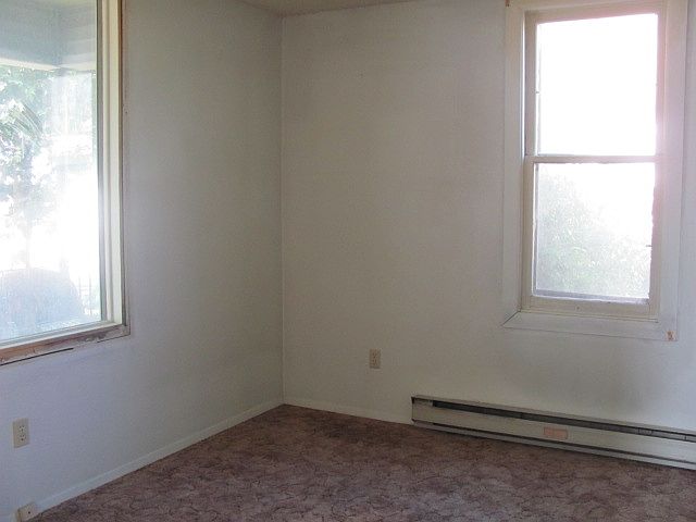 2nd image of 1604 W Augusta Ave