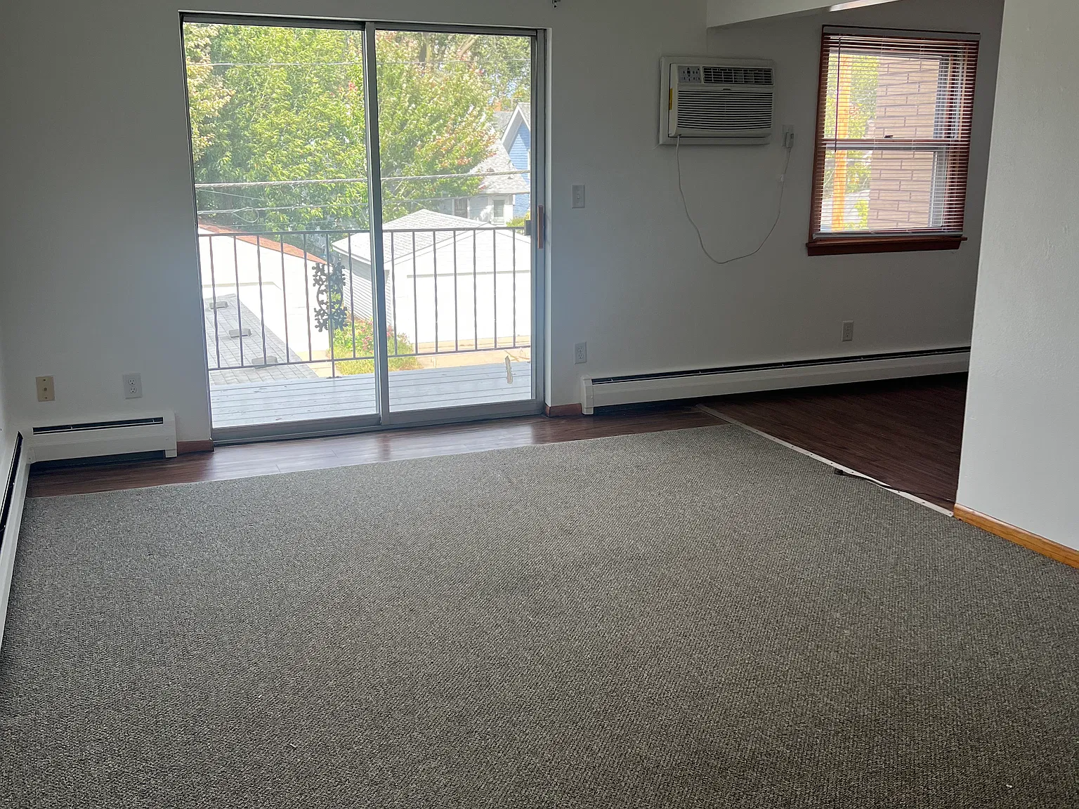 1 bed, 699 sqft, $1,200 — Photo 4