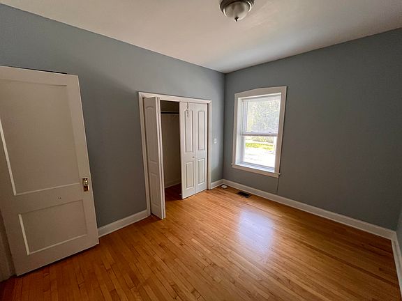 5th image of 5353 W Belle Plaine Ave #1W