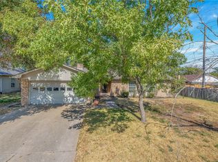 2911 Hillside Dr, Bryan, TX 77802