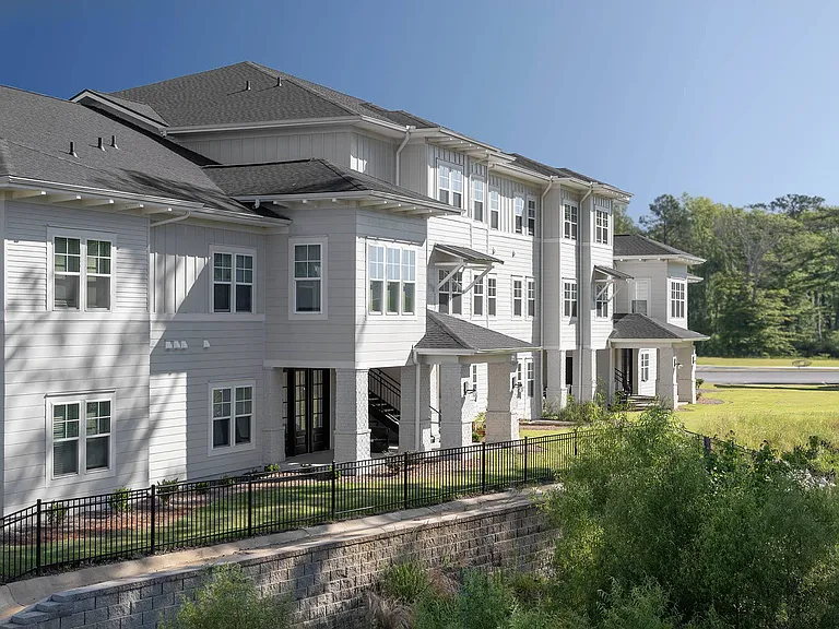 Greystone at Mulberry Grove — Photo 24