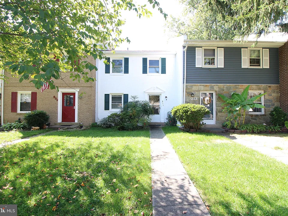 311 Rock Spring Dr SW