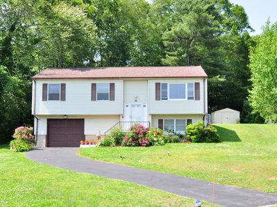 8 Pons Road, Groton, CT, 06355