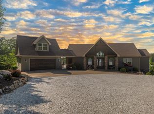 2457 Alpine Peak Dr, Innsbrook, MO 63390