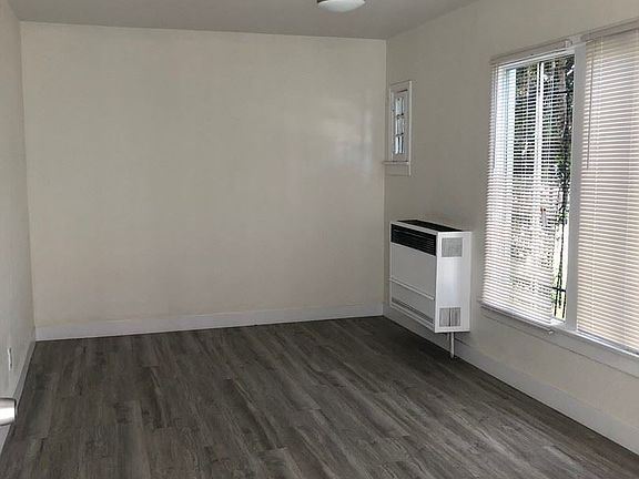 2nd image of 2618 1/4 S Cochran Ave #6570040