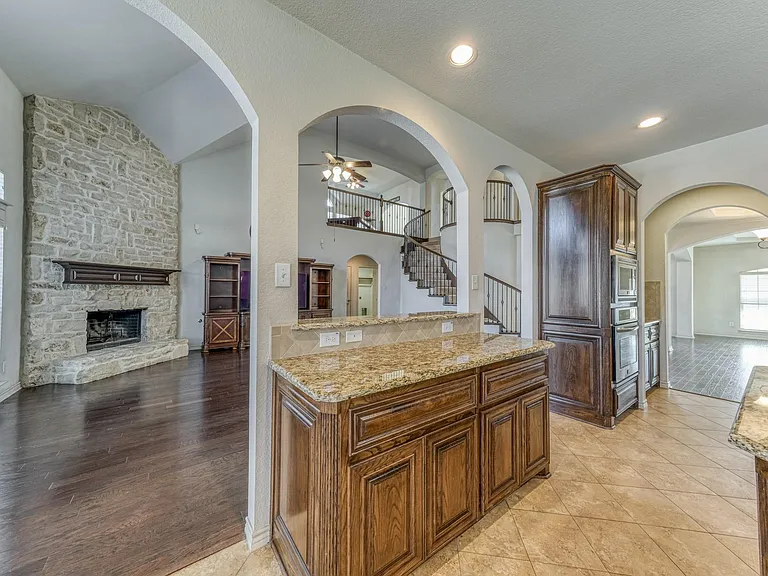 5716 Sleepy Creek Ln — Photo 17