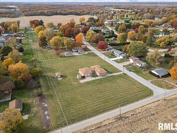 4th image of 67 Buysse Dr