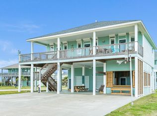4413 Hatteras Dr, Pt Bolivar, TX 77650