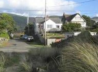 890 N Pacific St, Rockaway Beach, OR 97136