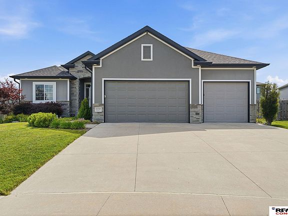 2nd image of 6350 Nashway Cir