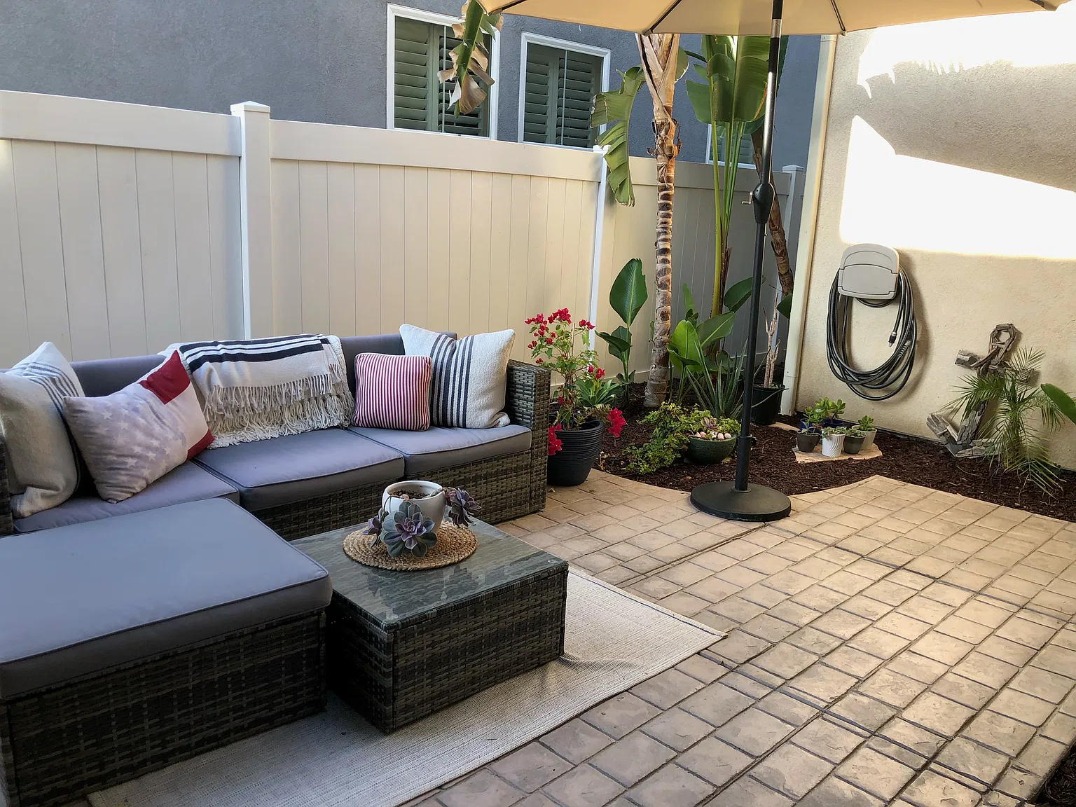 3 bed, 2.5 bath, 2084 sqft, $3,500 — Photo 4