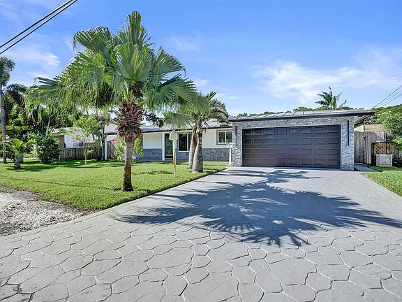 2nd image of 2615 NW 9th Terrace