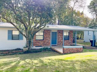 1701 Atkamire Dr, Tallahassee, FL 32304