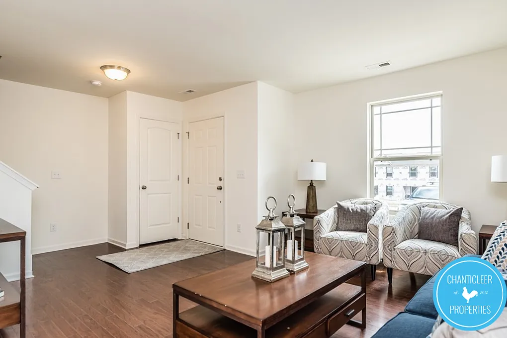 3542 Aldie Court - 1 — Photo 3